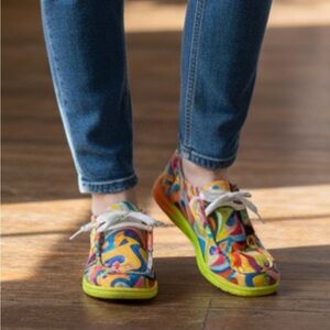 Colorful funky unisex lightweight loafers. NWOT Size 40